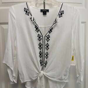 NWT Women's Size 2X Blouse White & Black.